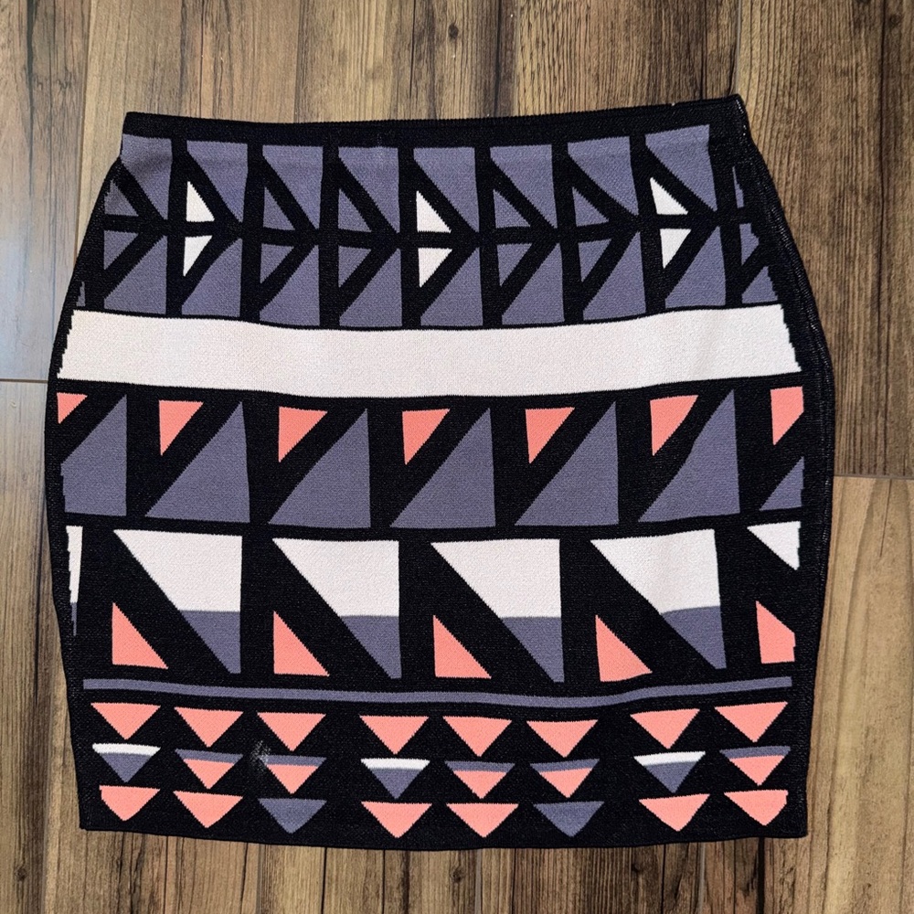 RACHEL Rachel Roy Coral, Lavender & Black Geometric Mini Skirt